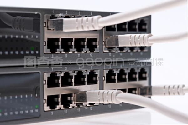 网络工程中的网络开关 功能、类型与部署策略